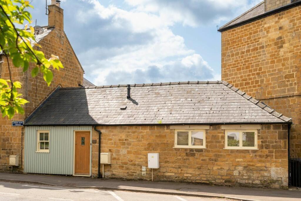 Immaculate 1-Bed Cottage In Moreton In Marsh エクステリア 写真