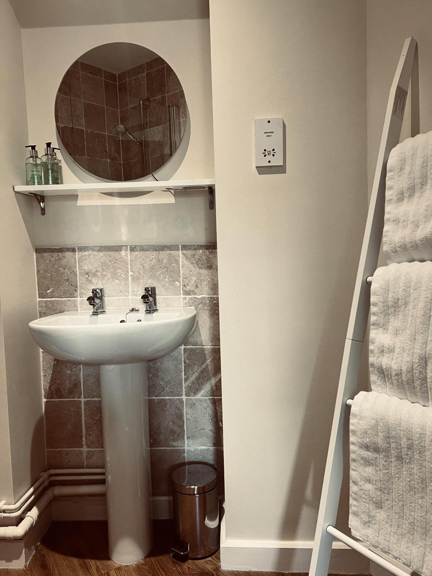 Immaculate 1-Bed Cottage In Moreton In Marsh エクステリア 写真